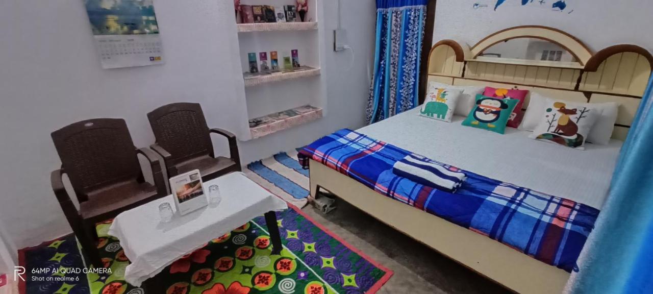 Hostel Buddha 카주라호 외부 사진